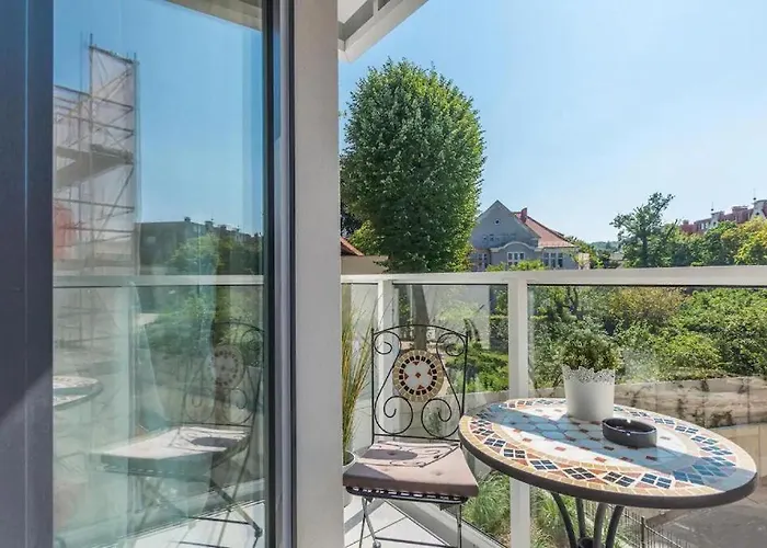 Daire Golden Apartments Gdansk - Cozy Studio - Great Location&Kollotaja Gdansk
